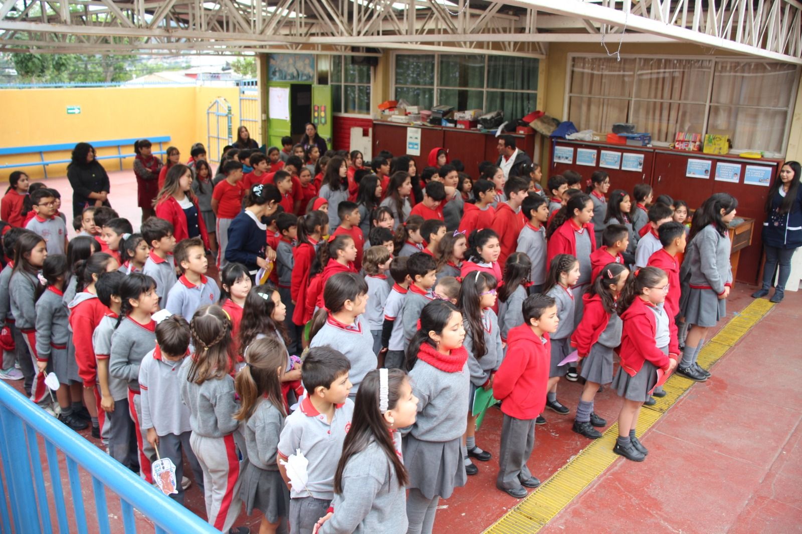 Acto de Reconocimiento y Despedida  2025 - 591760825_1329295415660114_5629792167751409795_n.jpg